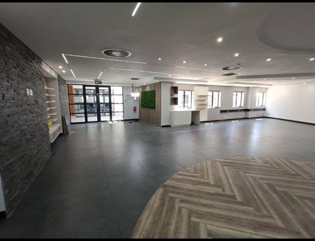 BUSINESS PROPERTY TO RENT IN STRUBENSVALLEI